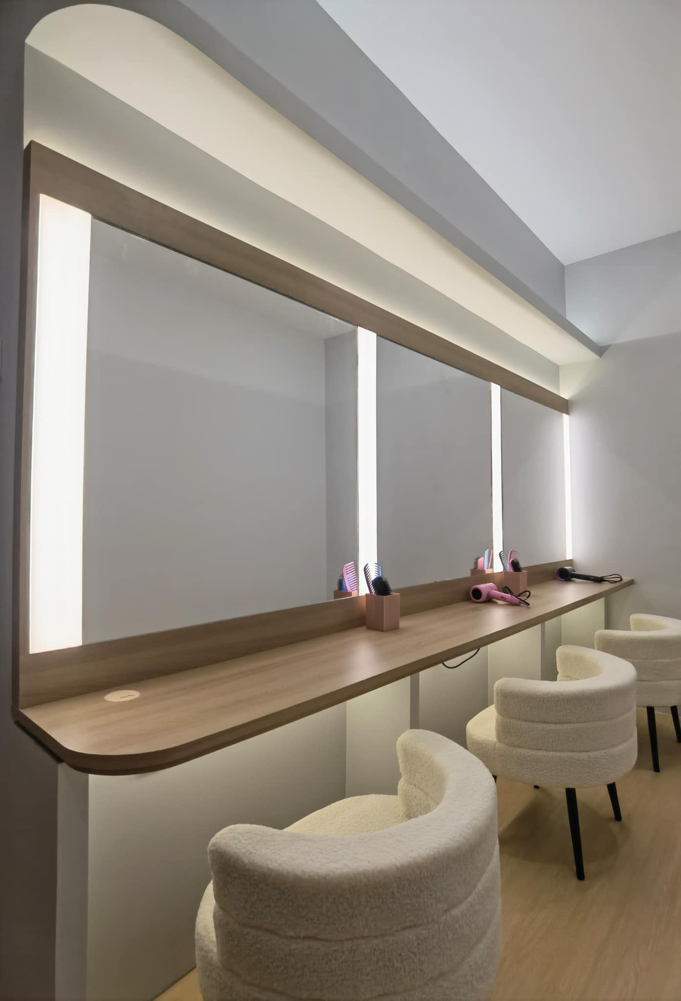 520493713_1329569199174716_4688647088522538463_n